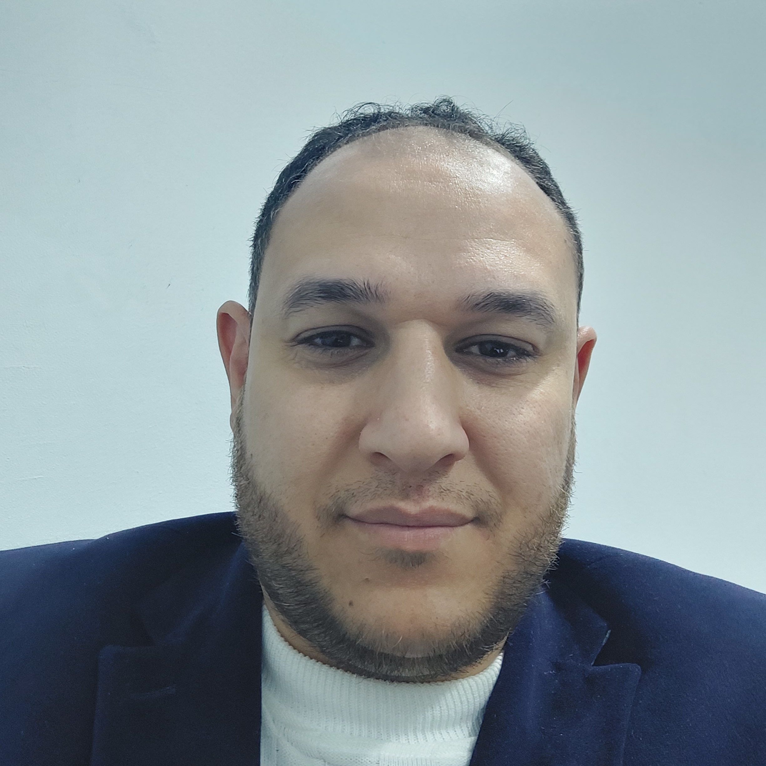 Dr Mahmoud Labib